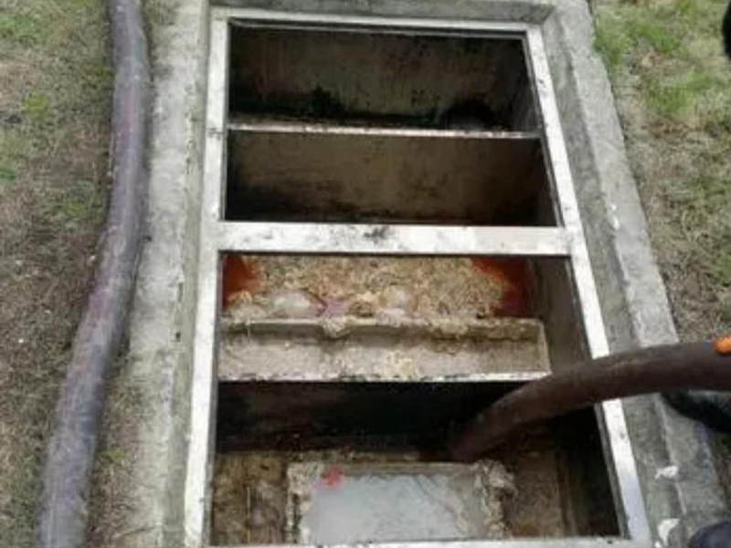 公坡镇隔油池清理