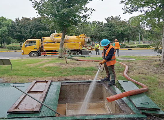公坡镇化油池清理